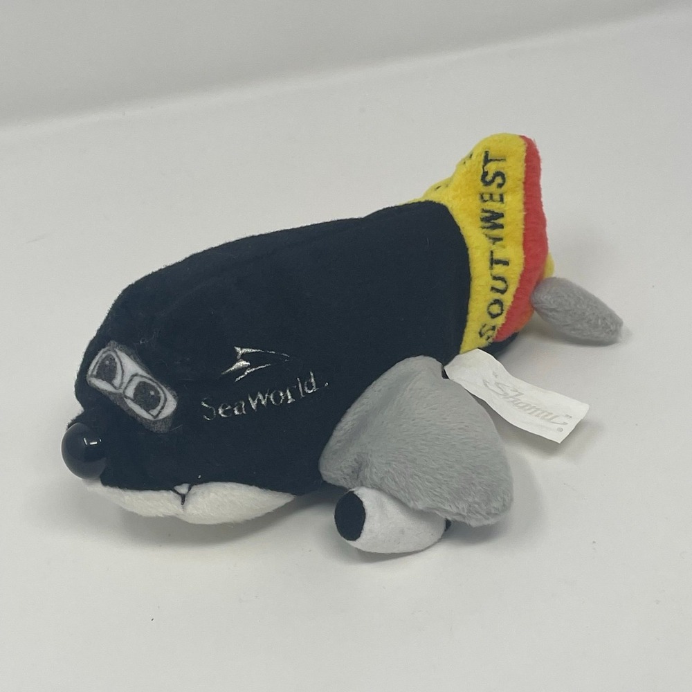 Southwest Airlines SeaWorld Shamu Orca Whale Airplane Plush Stuffed Animal 7"